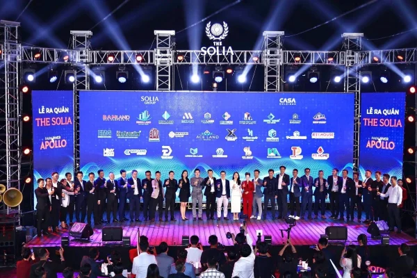 Trải nghiệm độc bản kick-off trên du thuyền